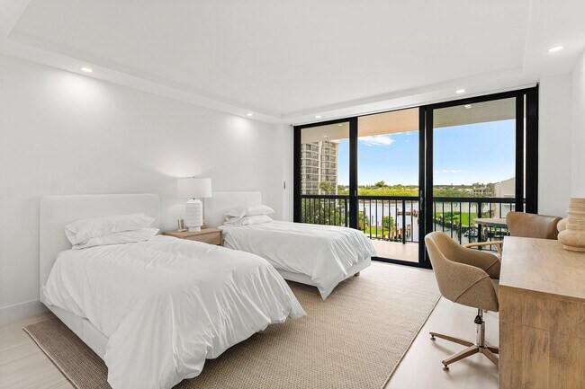 Building Photo - 4748 S Ocean Blvd