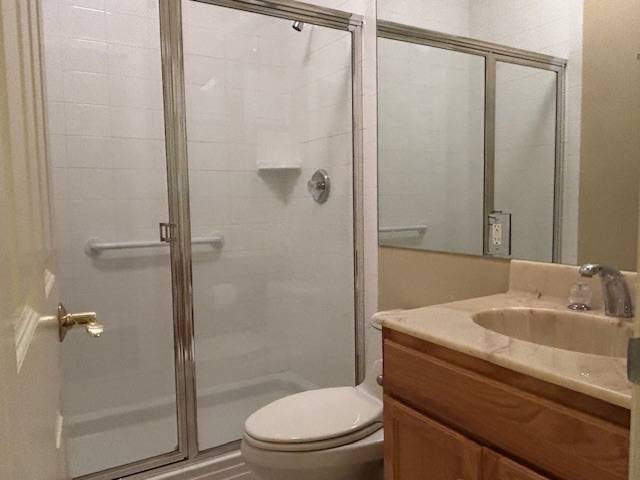 Building Photo - 241 Pond View Dr
