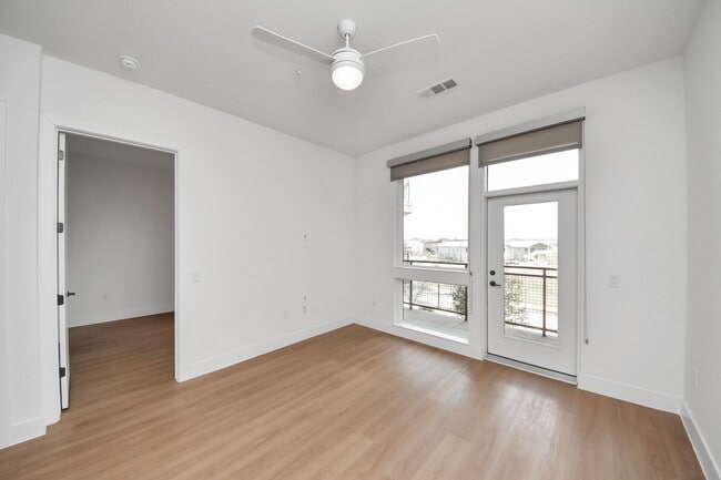 Building Photo - 2810 Riverby Rd