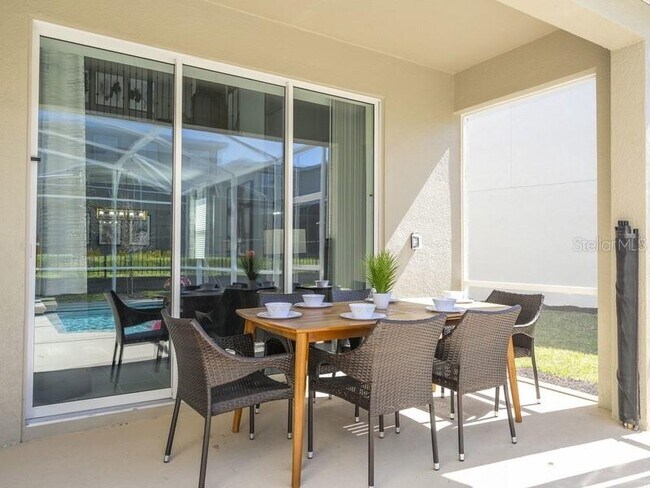 Building Photo - 8956 Takeaway Wy