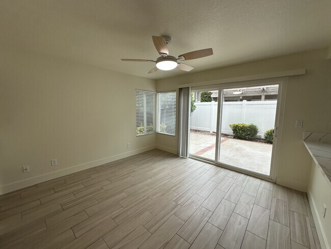 Building Photo - 15819 Antelope Dr