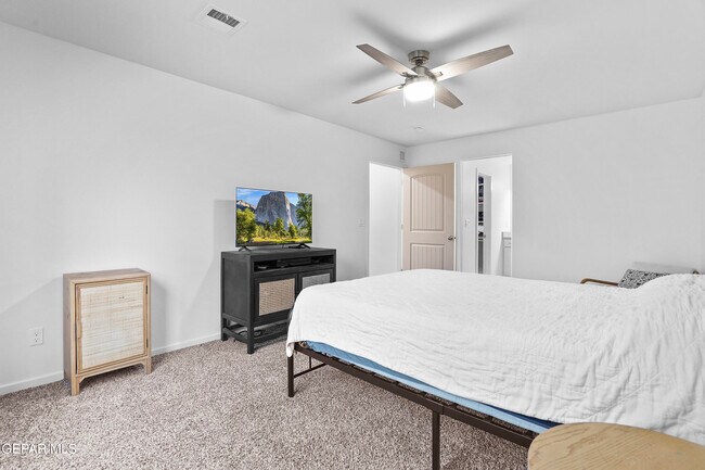 Building Photo - 13808 Paseo Sereno Dr