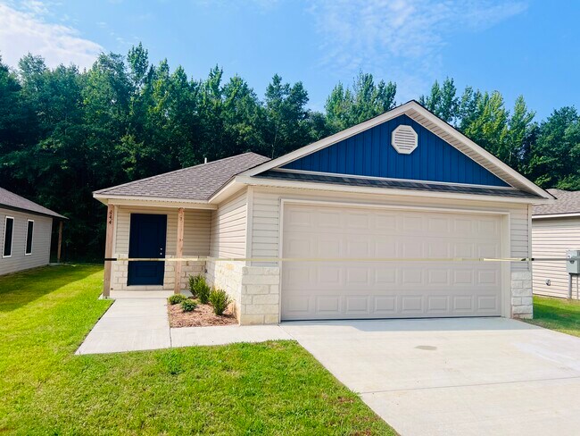 Building Photo - 144 Jonathan Dr