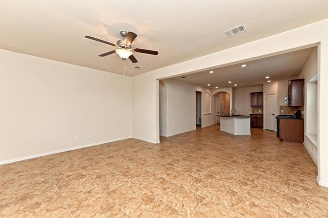 Building Photo - 265 Shale Cir