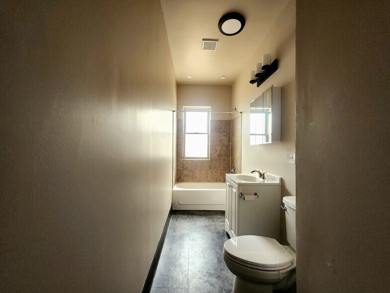 Building Photo - 1359 S Kildare Ave