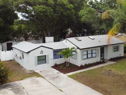 Building Photo - 15 N Saturn Ave