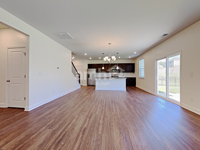 Building Photo - 161 Twin River Dr