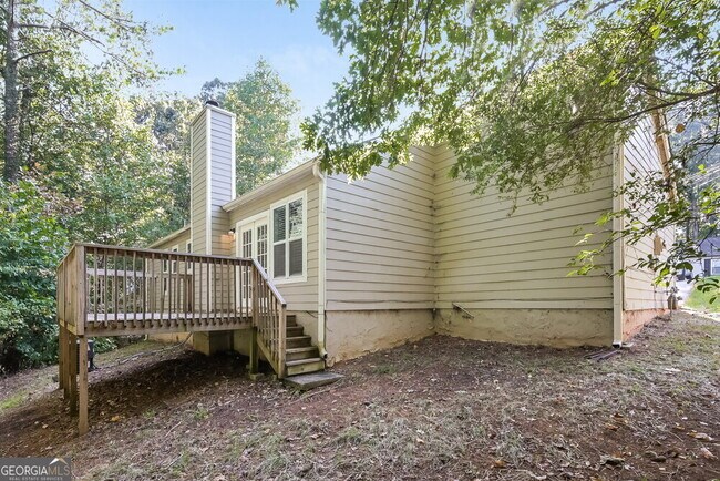 Building Photo - 353 Knollwood Ln
