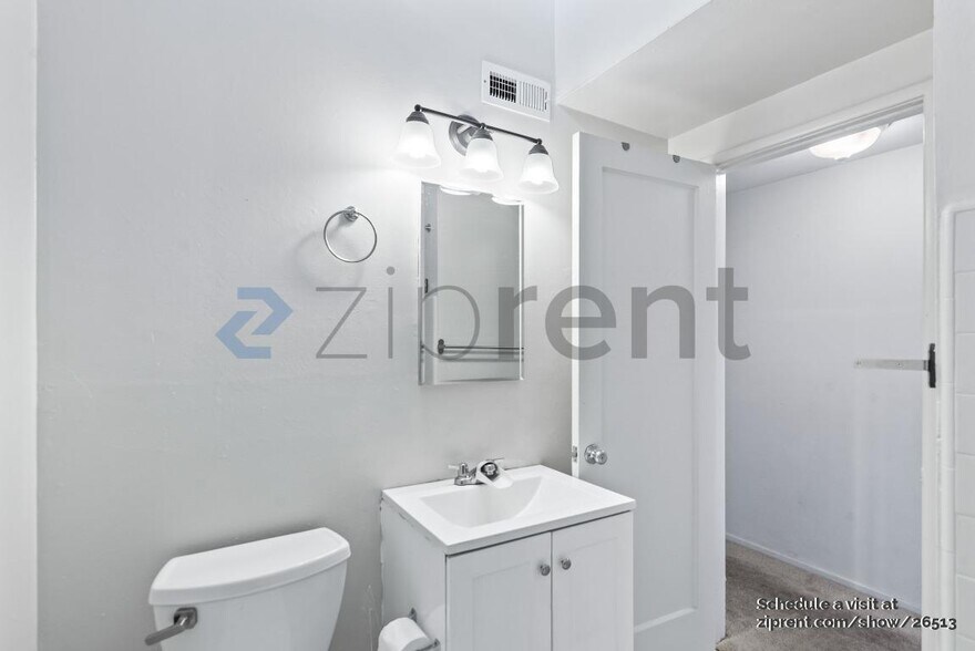 Building Photo - 2802 Georgetown St