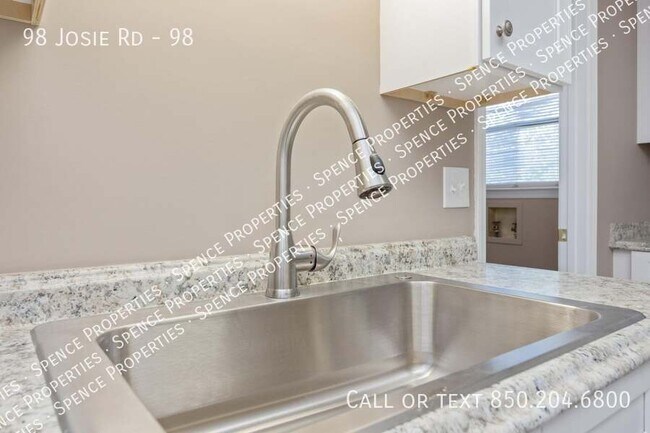 Building Photo - 98 Josie Rd