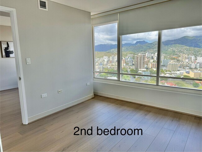 Building Photo - Pacifica Honolulu, 2 bdrm, 2 bath, 2 covered parking, just below the Penthouse