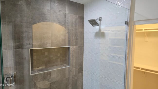 Building Photo - 9616 E Sheena Dr