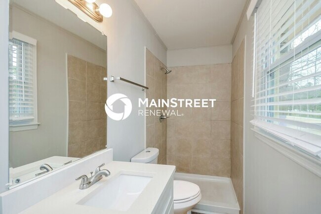Building Photo - 3 Bedroom Pet-Friendly Home in Conyers, GA with Main Street Renewal