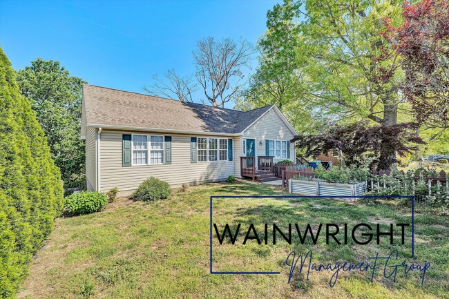 Building Photo - Charming Ranch Convenient Location