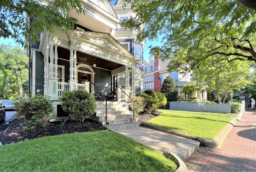 Building Photo - 20 Highland Ave