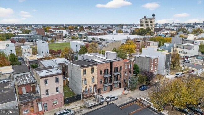 Building Photo - 2219 N 4th St