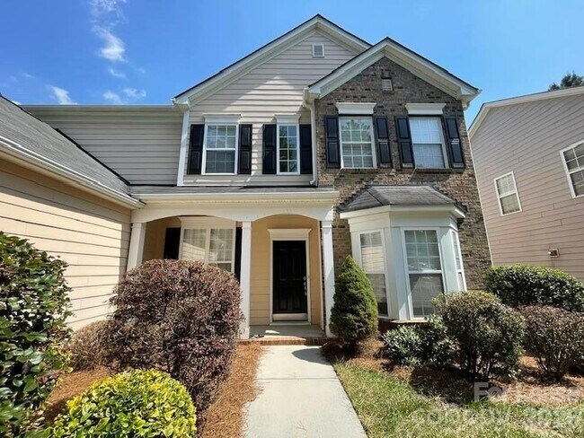 Building Photo - 10345 Falling Leaf Dr NW