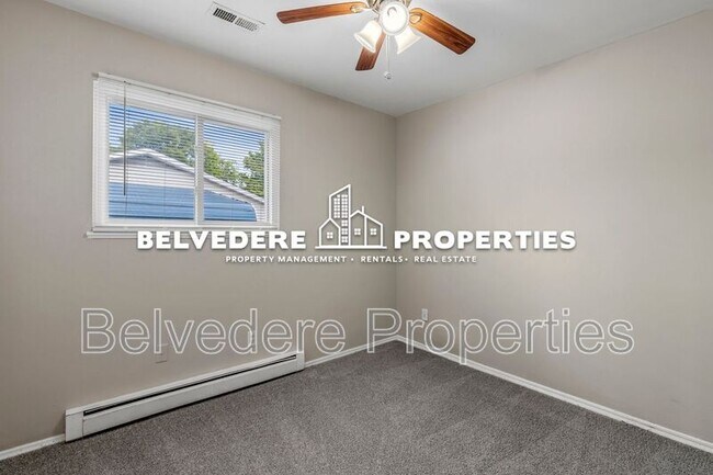 Building Photo - 3005 Kilkenny Ave