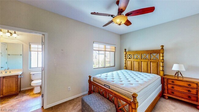 Building Photo - 348 Hanbury Manor Ln