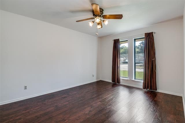 Building Photo - 1701 Midcrest Dr