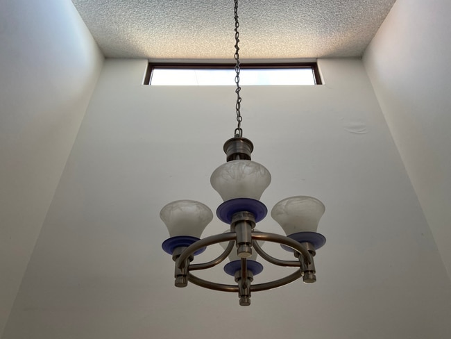 Hallway vaulted ceiling between bd rm's - 1823 11th St