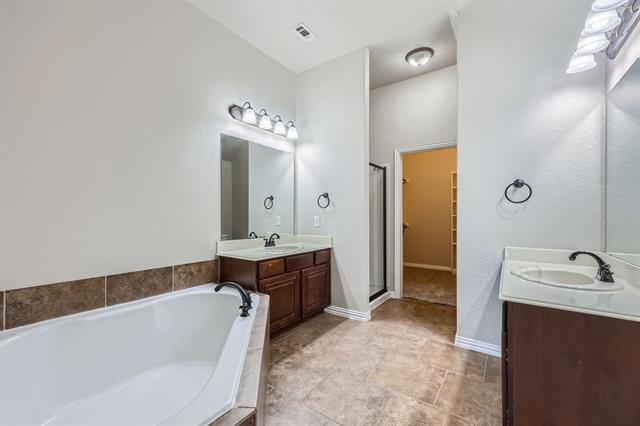 Building Photo - 12301 Hunters Knoll Dr