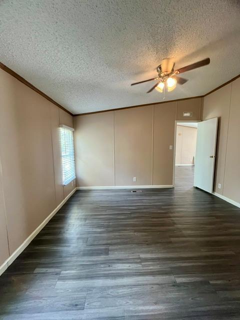 Building Photo - 150 Oak Forest Dr
