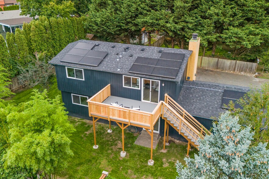 Building Photo - 920 207th Pl SE