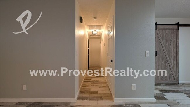 Building Photo - 10790 Sauk Rd