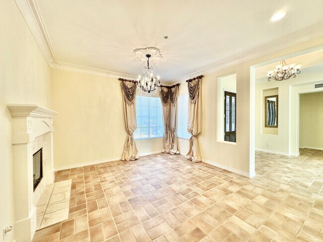 Building Photo - Beautiful Single-Level Custom Home with Serene Backyard Space in the Lovely Peppertree Park Commu...