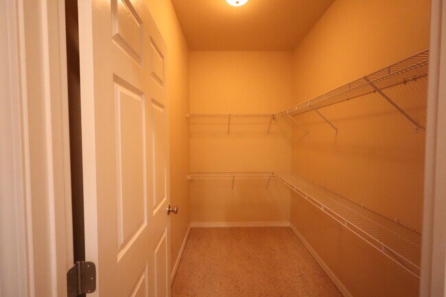 Building Photo - 1490 Bentley Cir