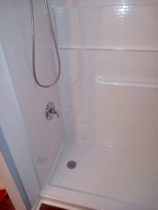 Building Photo - 2141 Robin Hood Ct