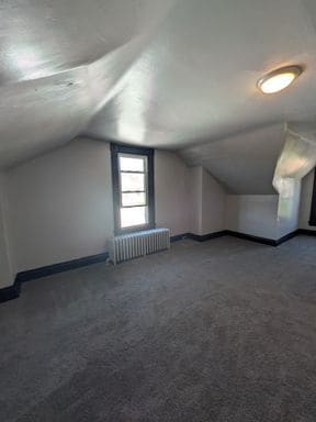 Building Photo - Newly Updated 3 bedroom in Carrick! Section 8 is considered