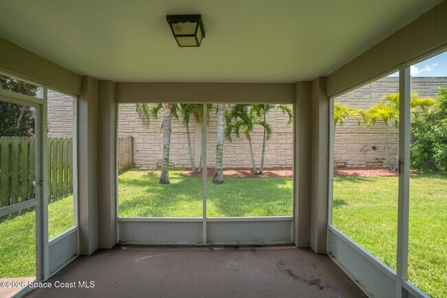 Building Photo - 2467 Deercroft Dr