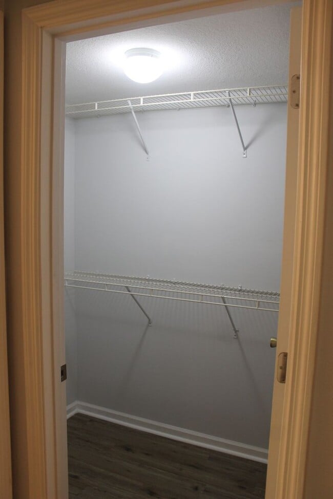 Building Photo - Plantation Point - 1st Floor, 2 Bedrooms