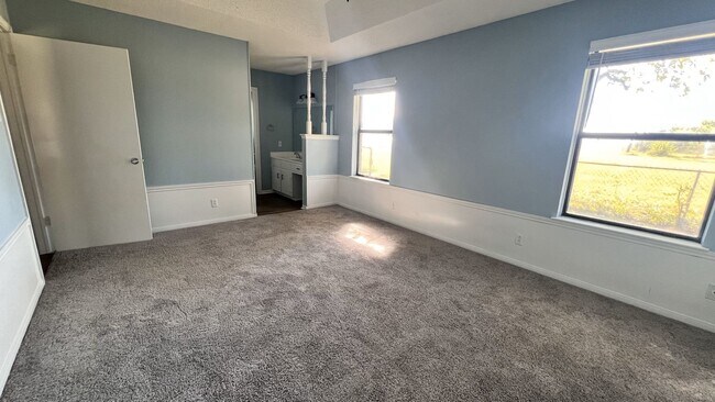 Building Photo - 1803 Anna Lee Dr