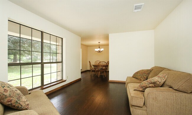 Building Photo - 17406 Bobcat Trail