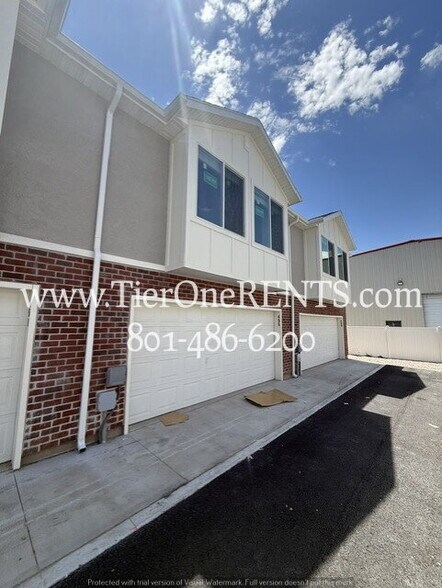 Building Photo - NO DEPOSIT option available for qualified renters with Obligo