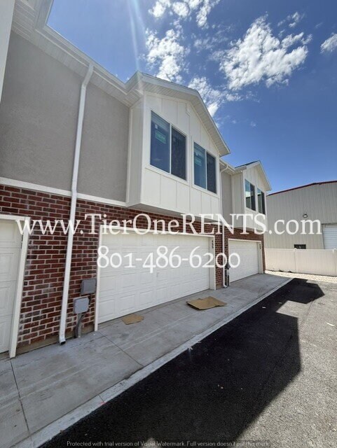 Building Photo - NO DEPOSIT option available for qualified renters with Obligo