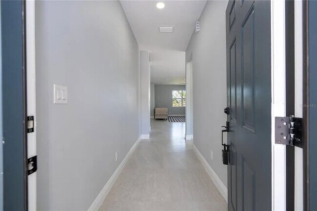 Building Photo - 356 Cherokee Ave