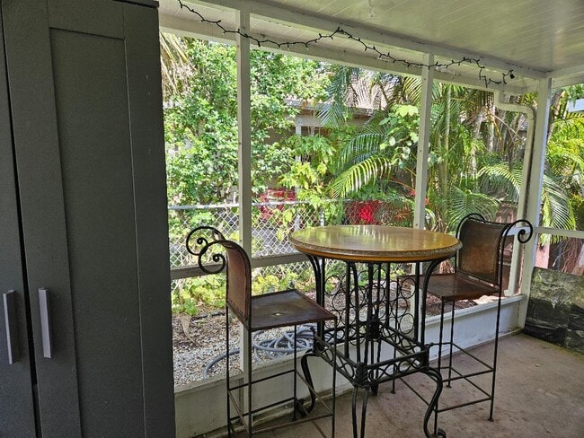 Building Photo - 4710 Spruce Ave