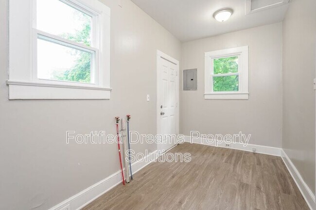 Building Photo - 524 Morgan Rd