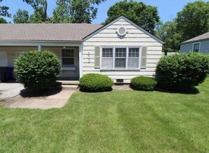 Building Photo - 1 Bedroom 1 Bath Duplex in Navy Hill Area ...