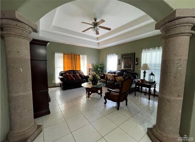 Building Photo - 16 Nappa Valley Dr
