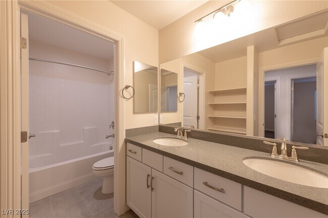 Building Photo - 2926 Caxton Grove Dr
