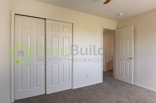 Building Photo - Call to schedule a showing at 505-808-6467
