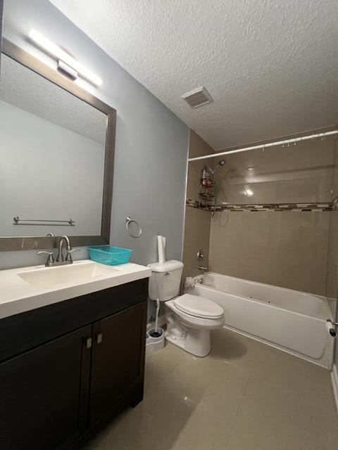 Building Photo - 4200 Turnberry Cir