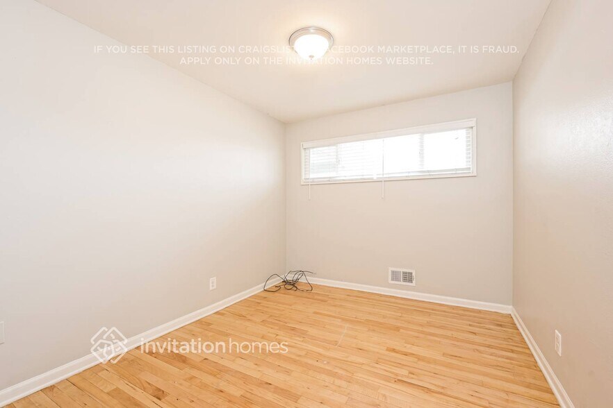 Building Photo - 1672 S Ames St