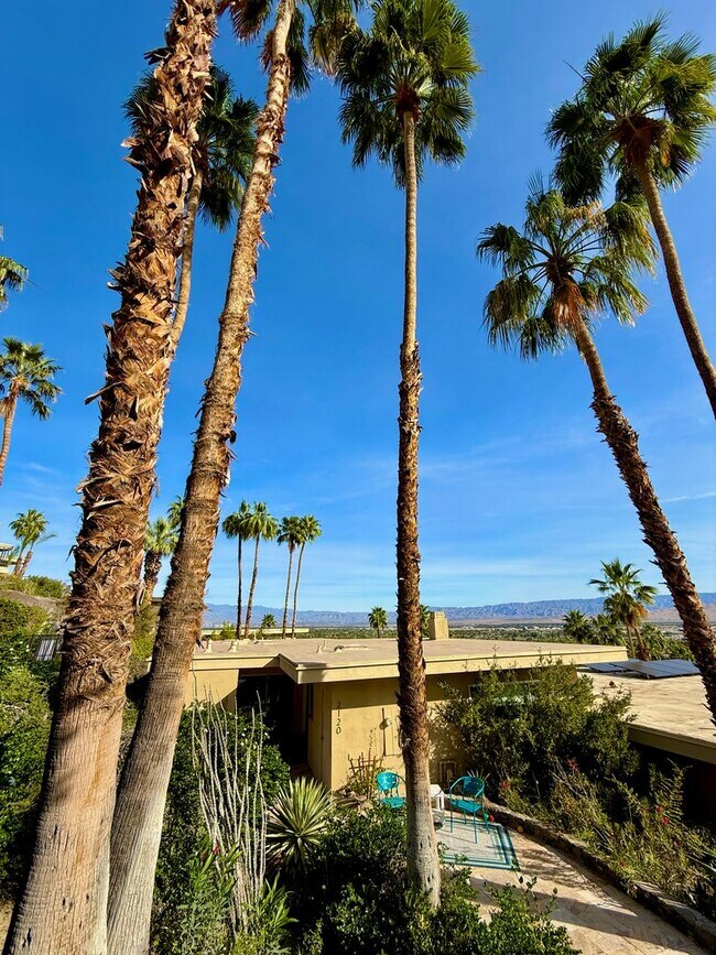 Building Photo - RIMCREST - Rare opportunity 2BR/2BA - Long Term - Furnished / Unfurnished