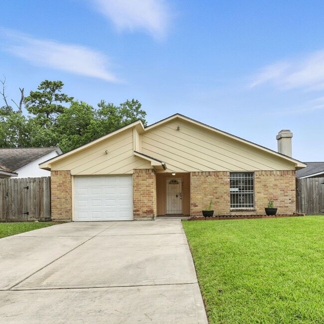 Primary Photo - 8611 Valley Ledge Dr